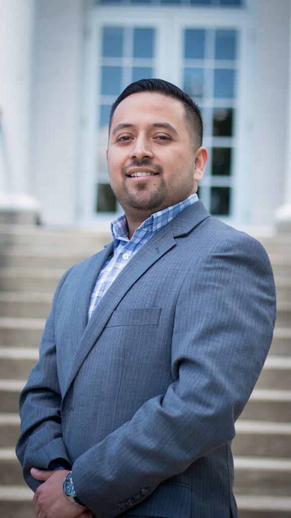 latino, executive, steps